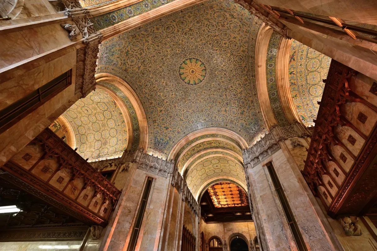 The mosaic-covered vaulted ceiling of the Woolworth Building lobby, on a New York architecture tour